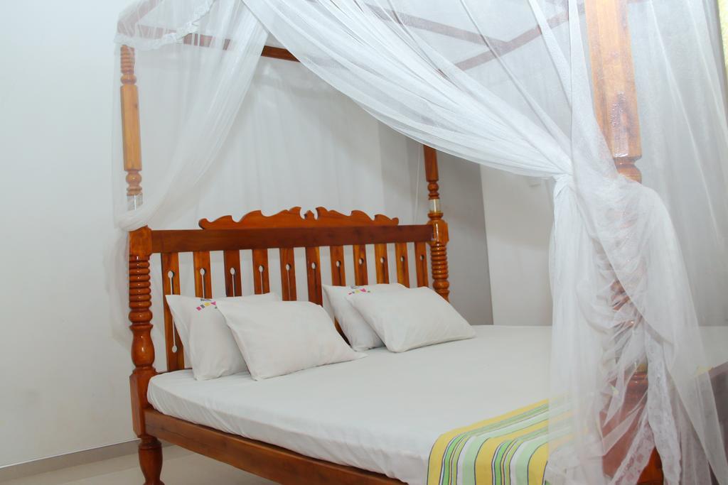 Nethum Rest Hotel Mirissa Exterior foto